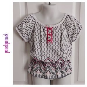 Peep Shoulder Peplum Top